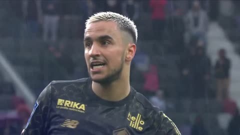 中国移动咪咕首部短道速滑题材微短剧《冰上双子星》哈尔滨开机