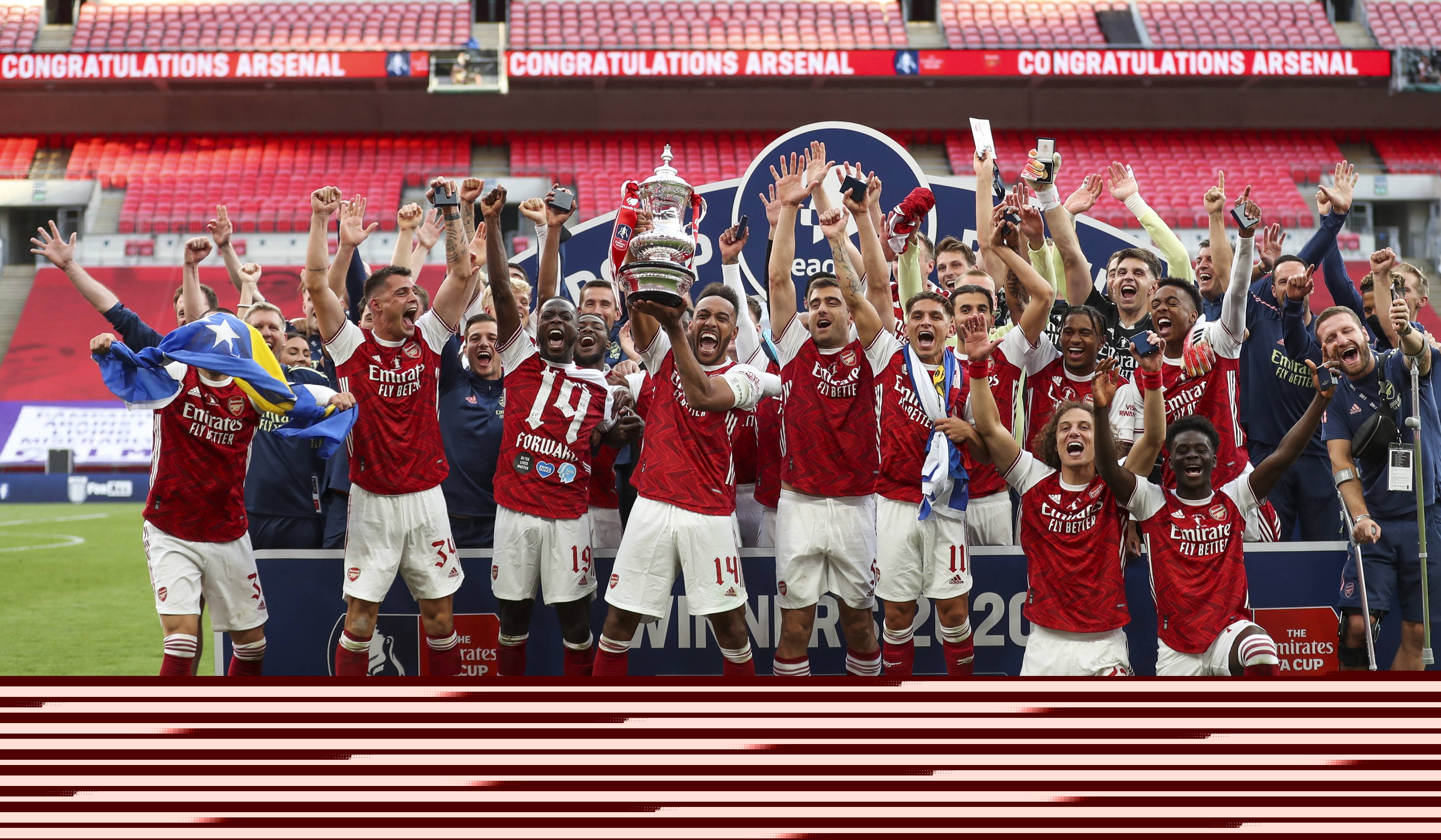 普约尔：我在家里很少谈足球，两个女儿最近才知道我曾效力巴萨