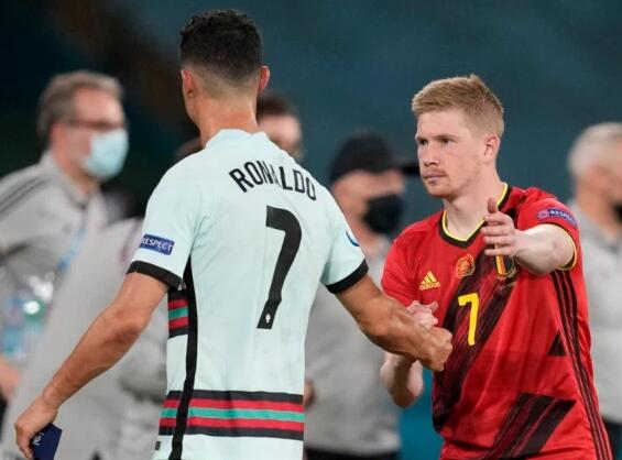 田中碧：库杜斯与塞门约很优秀；现代足球各国的差距越来越小（田中碧盛赞库杜斯、塞门约：当今足球各国实力差距不断缩小）