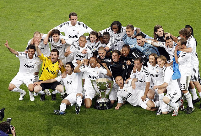 德甲官方：德国足球名宿迪特·赫尔佐格去世，享年79岁（德甲官宣：德国足坛传奇迪特·赫尔佐格辞世，享年79岁）