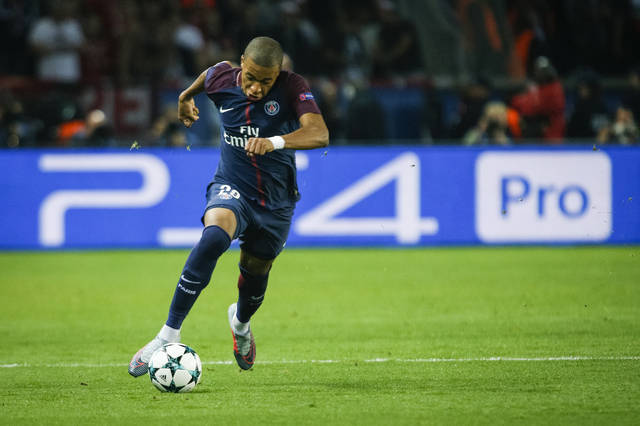 佩林卡：我把里夫斯绝杀森林狼的照片印在高尔夫球上送给了他